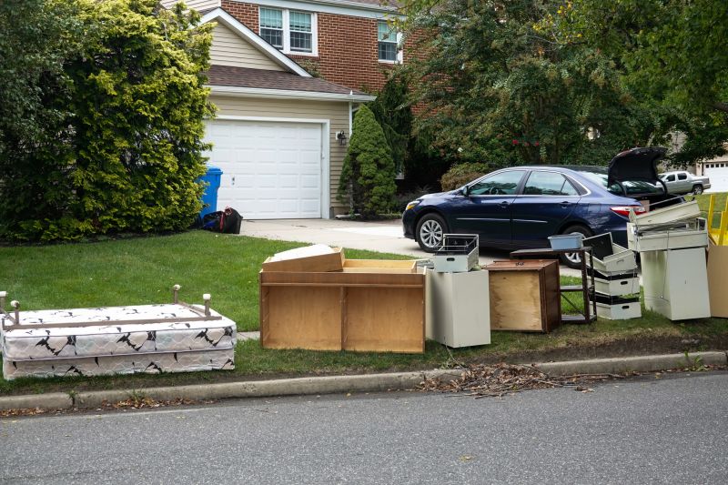 Junk Disposal in Sacramento, CA