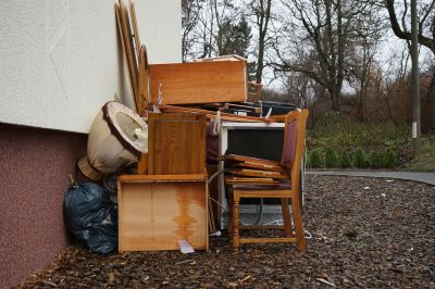 Dresser Removal in Auburn, CA