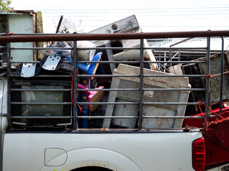 Garage Junk Hauling in Sacramento, CA